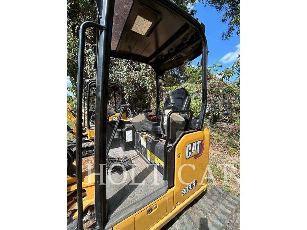 CAT 303.5 CR حفارات زحافة