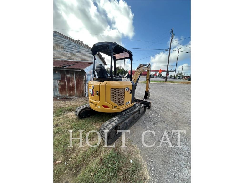 CAT 303.5 CR حفارات زحافة