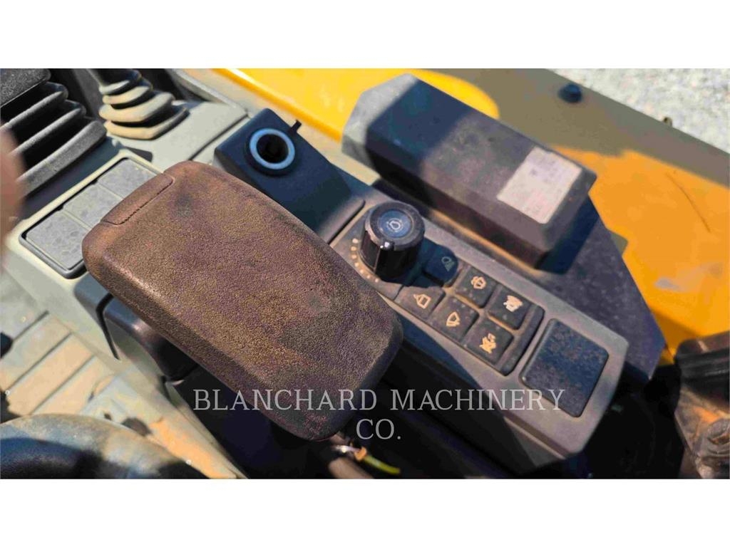 CAT 303.5 CR 履帶式 挖土機/掘鑿機/挖掘機