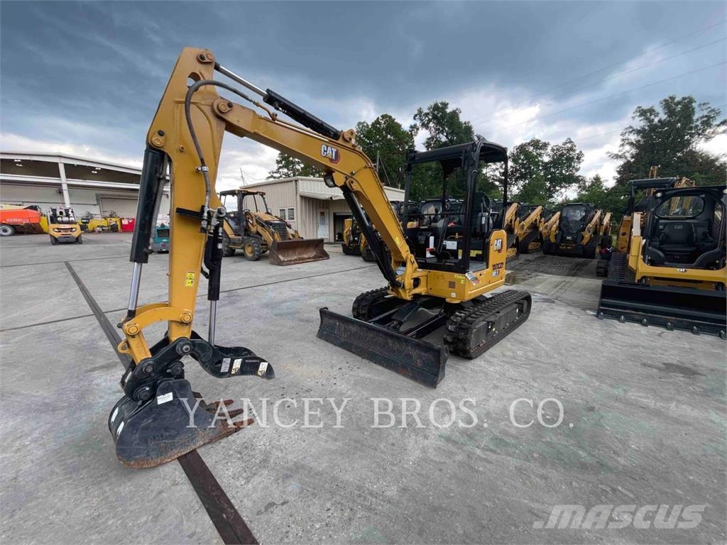 CAT 303.5 HTH Lánctalpas kotrók