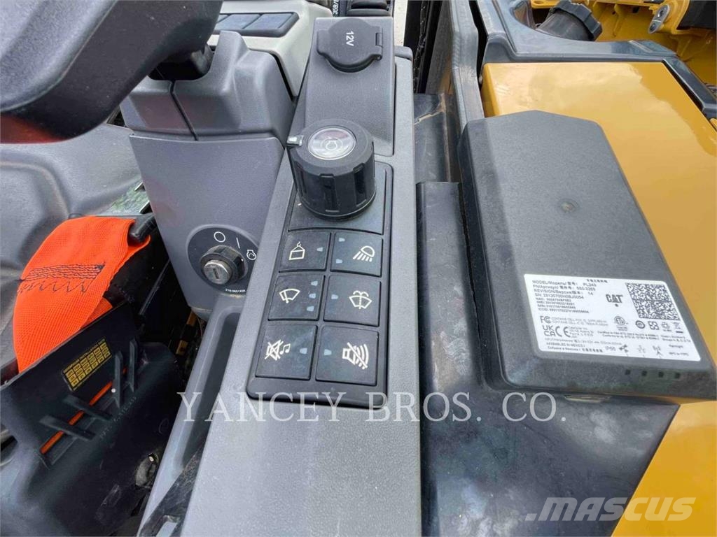 CAT 303.5 HTH Lánctalpas kotrók