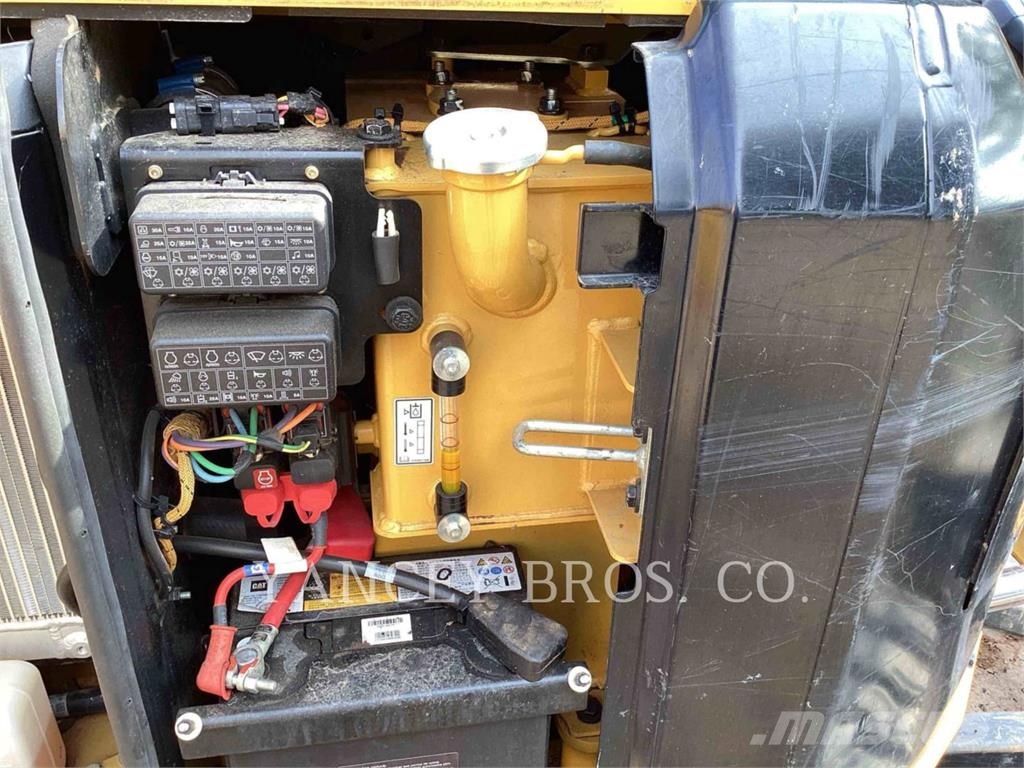 CAT 303.507CR Верижен екскаватор