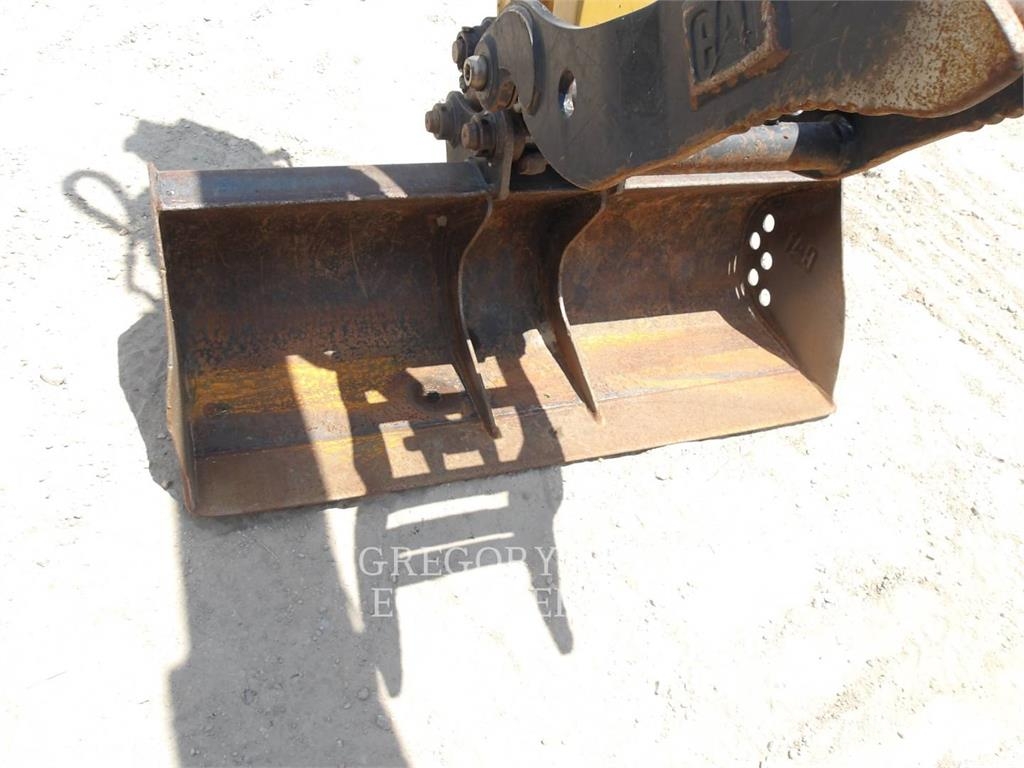 CAT 303.507CR Pásové rýpadlá