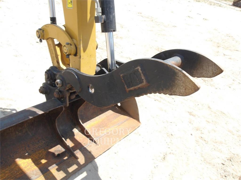 CAT 303.507CR Pásové rýpadlá