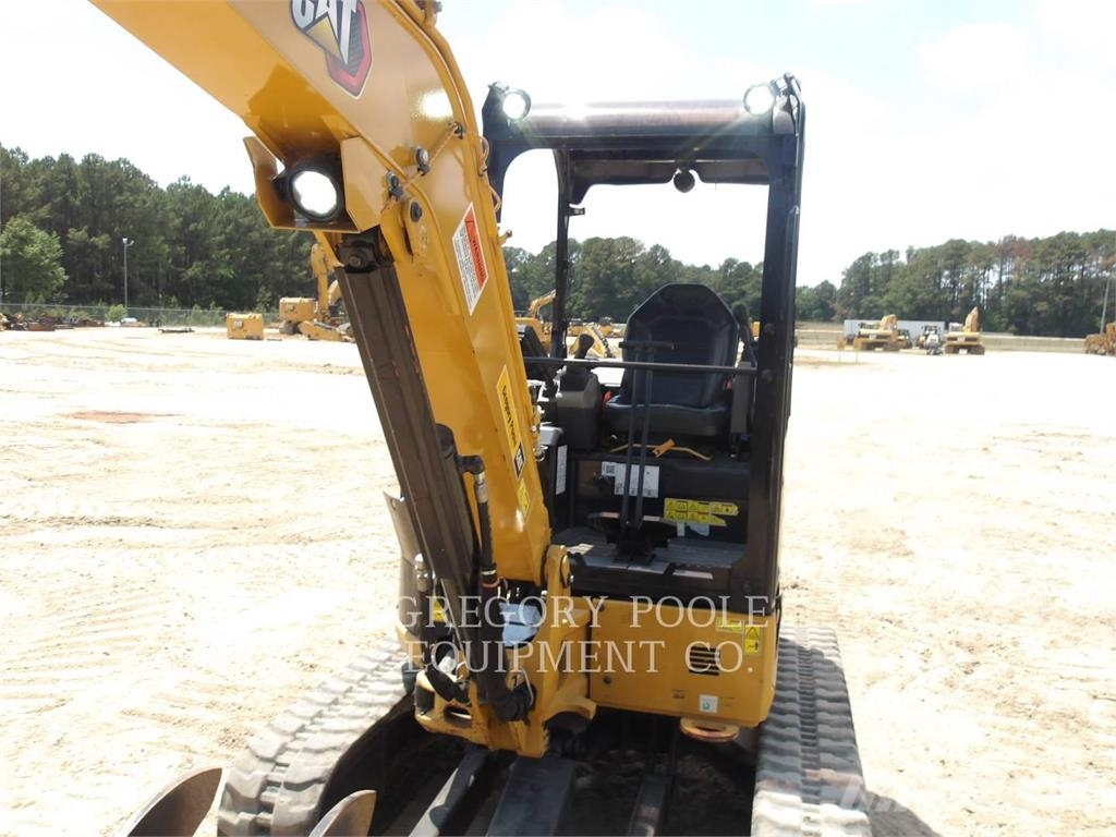 CAT 303.507CR Pásové rýpadlá
