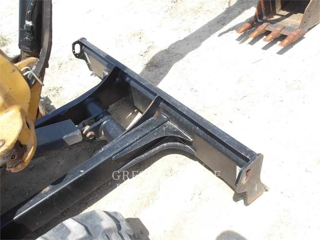 CAT 303.507CR حفارات زحافة