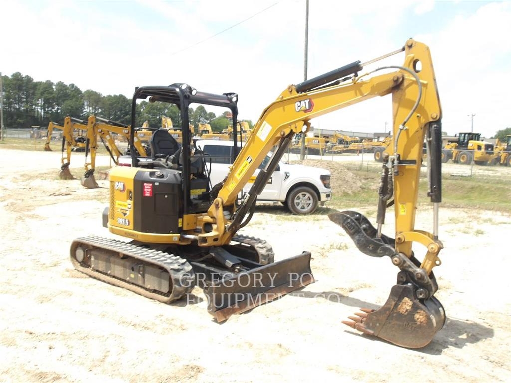 CAT 303.507CR حفارات زحافة