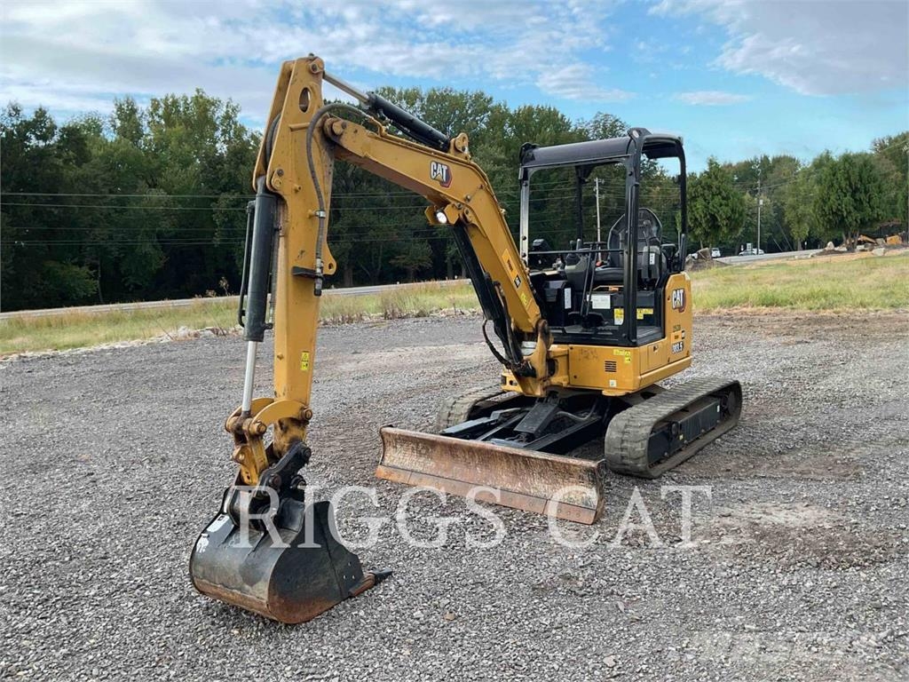 CAT 303.507CR 大型油圧ショベル12t以上（パワーショベル・ユンボ）