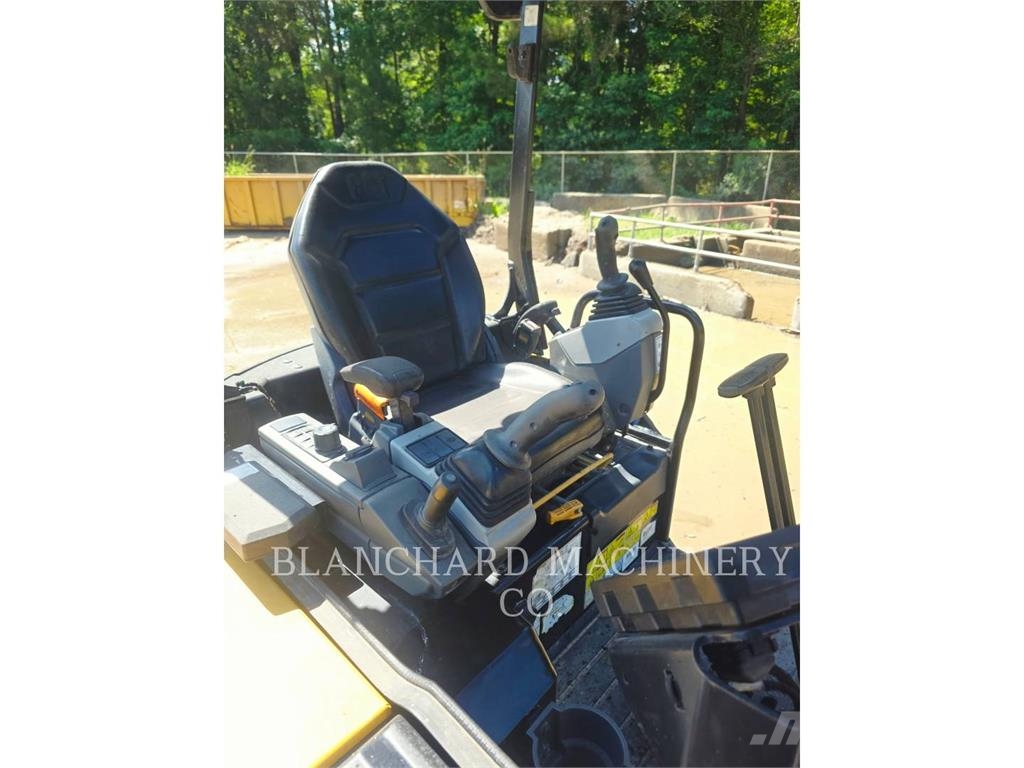 CAT 303.5CR Excavadoras sobre orugas