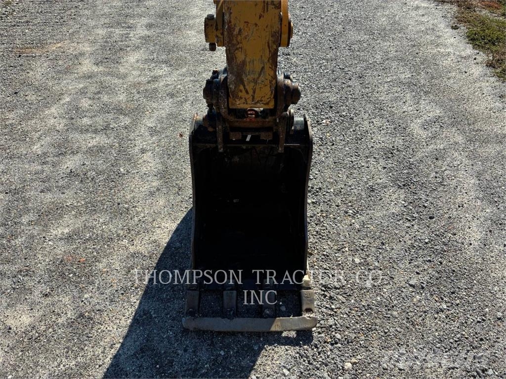 CAT 303.5CR Roomikekskavaatorid