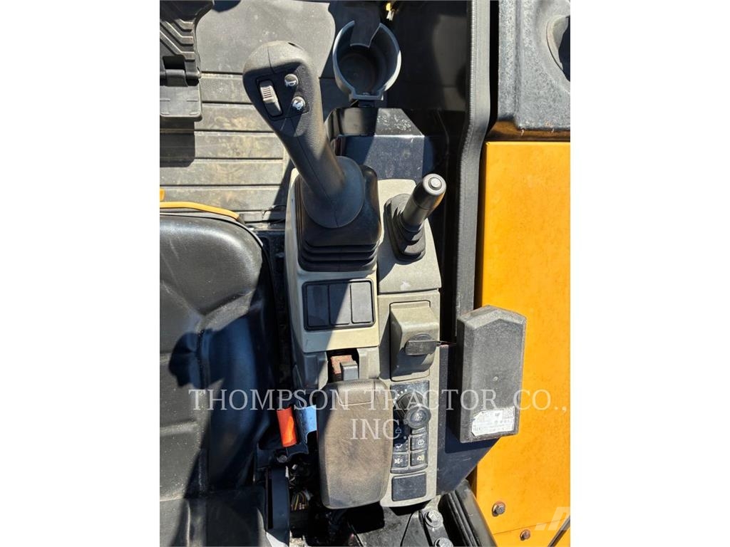 CAT 303.5CR Roomikekskavaatorid