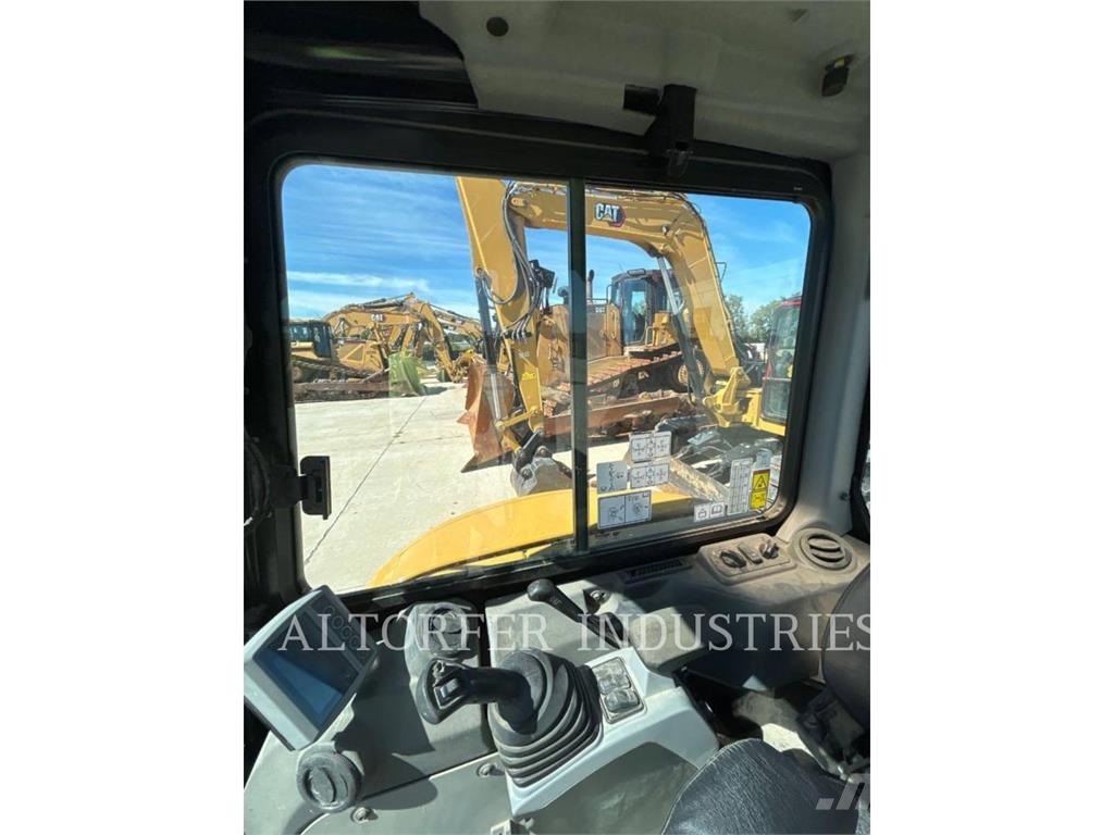 CAT 303.5E2 CR حفارات زحافة