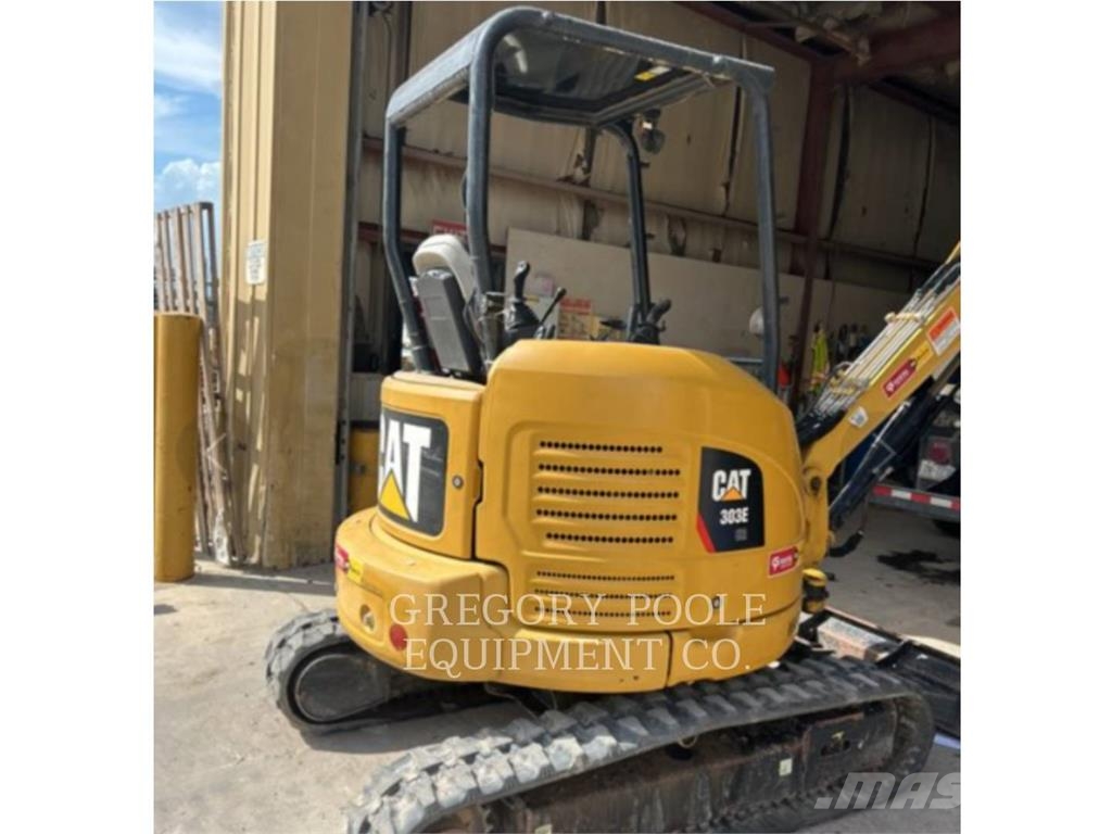 CAT 303ECR حفارات زحافة