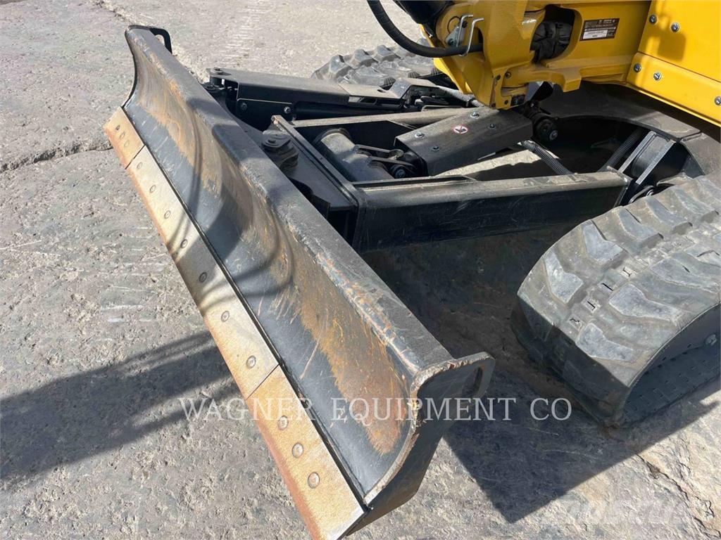 CAT 304 Гусеничні екскаватори