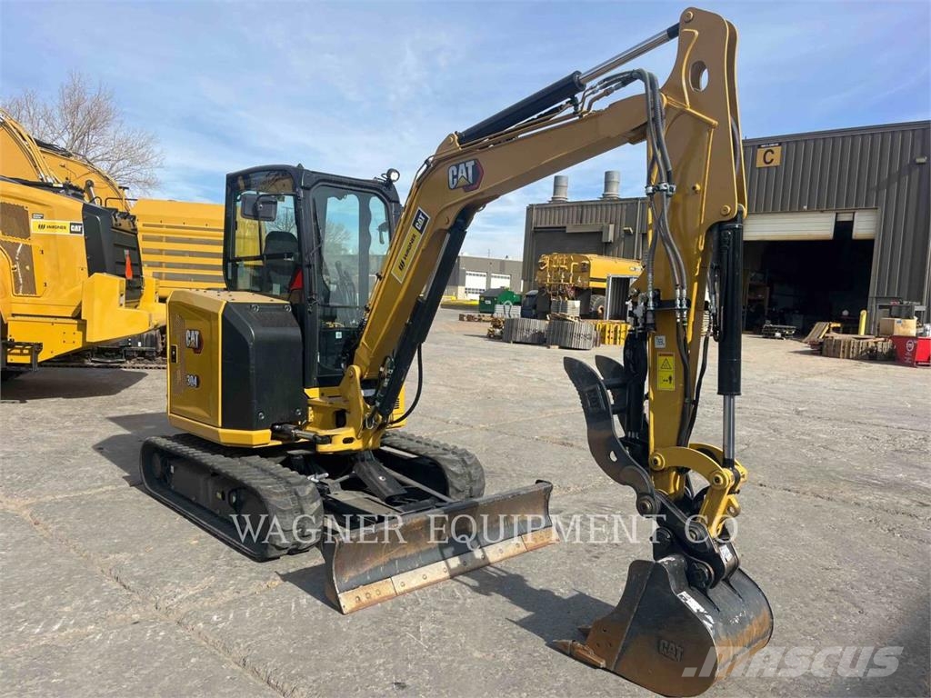 CAT 304 Гусеничні екскаватори