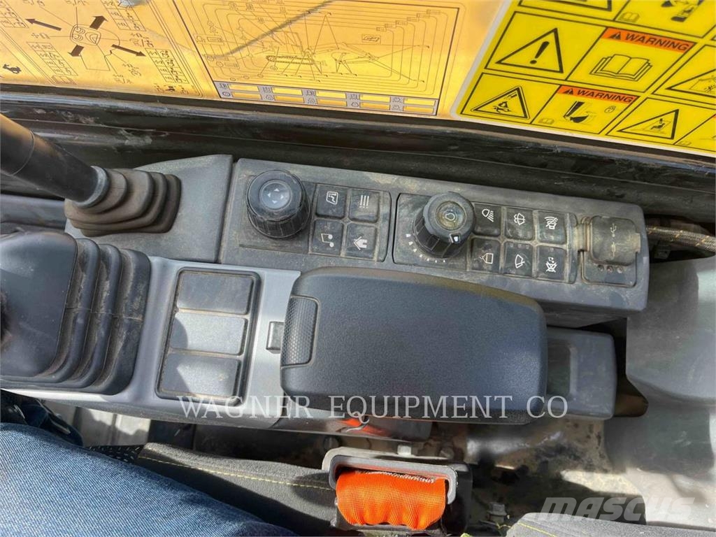 CAT 304 Гусеничні екскаватори