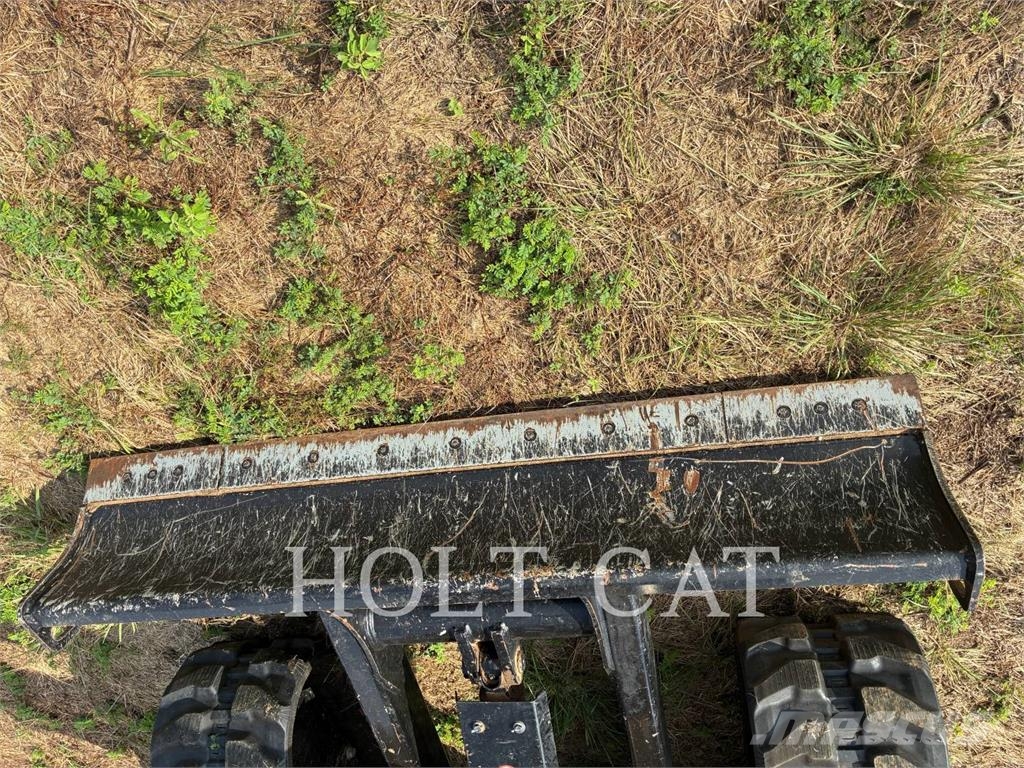 CAT 304 حفارات زحافة