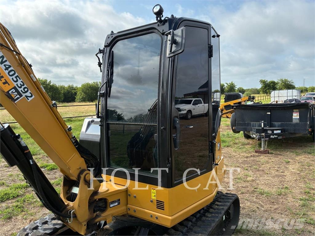 CAT 304 حفارات زحافة