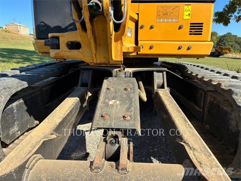 CAT 304 Mini bagri <7t
