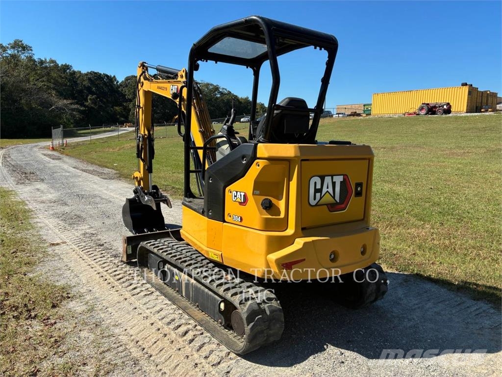 CAT 304 Mini bagri <7t