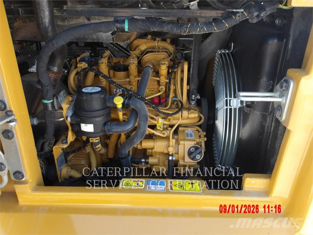 CAT 304-07 Bagri goseničarji