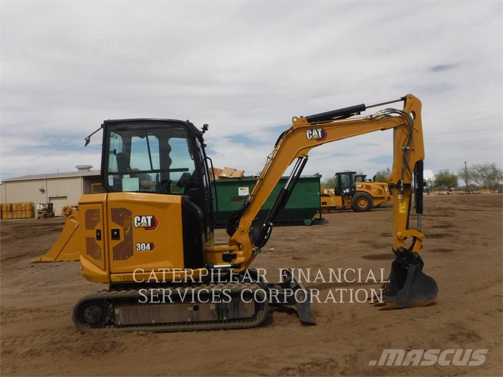 CAT 304-07 حفارات زحافة