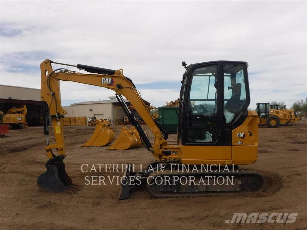 CAT 304-07 حفارات زحافة