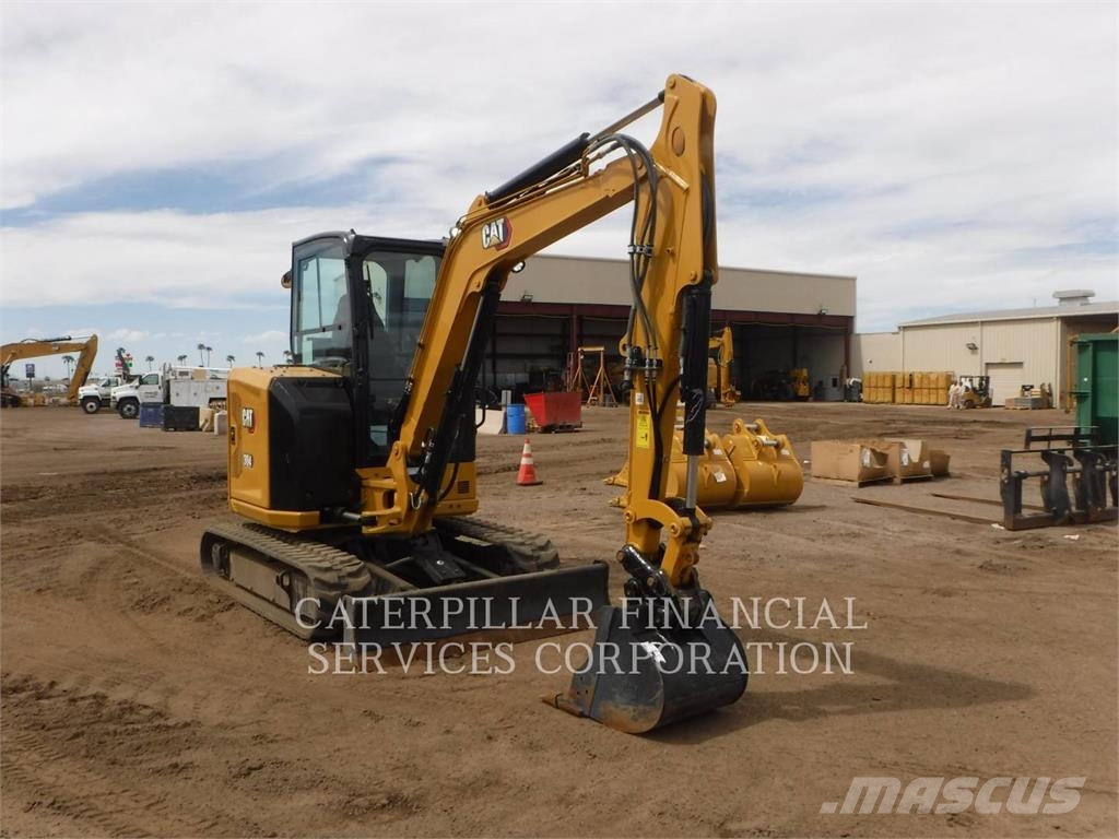 CAT 304-07 حفارات زحافة