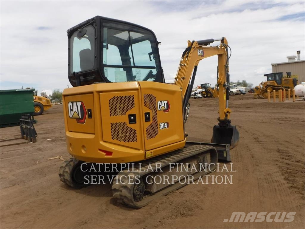 CAT 304-07 حفارات زحافة
