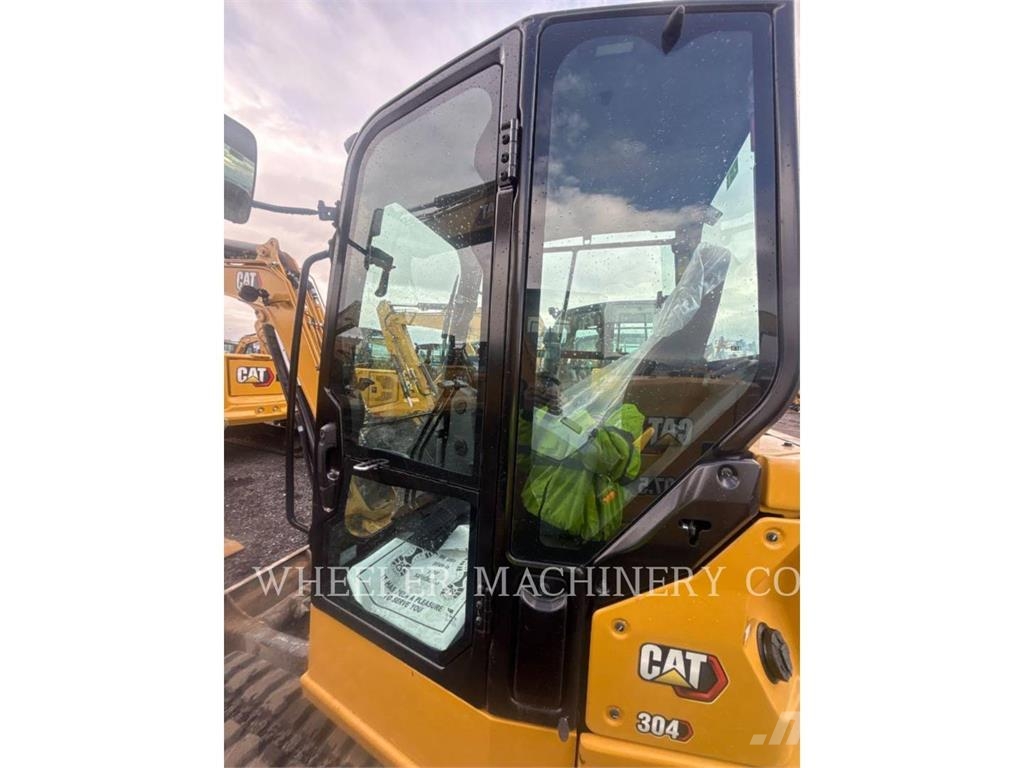 CAT 304 C3 TH Гусеничні екскаватори