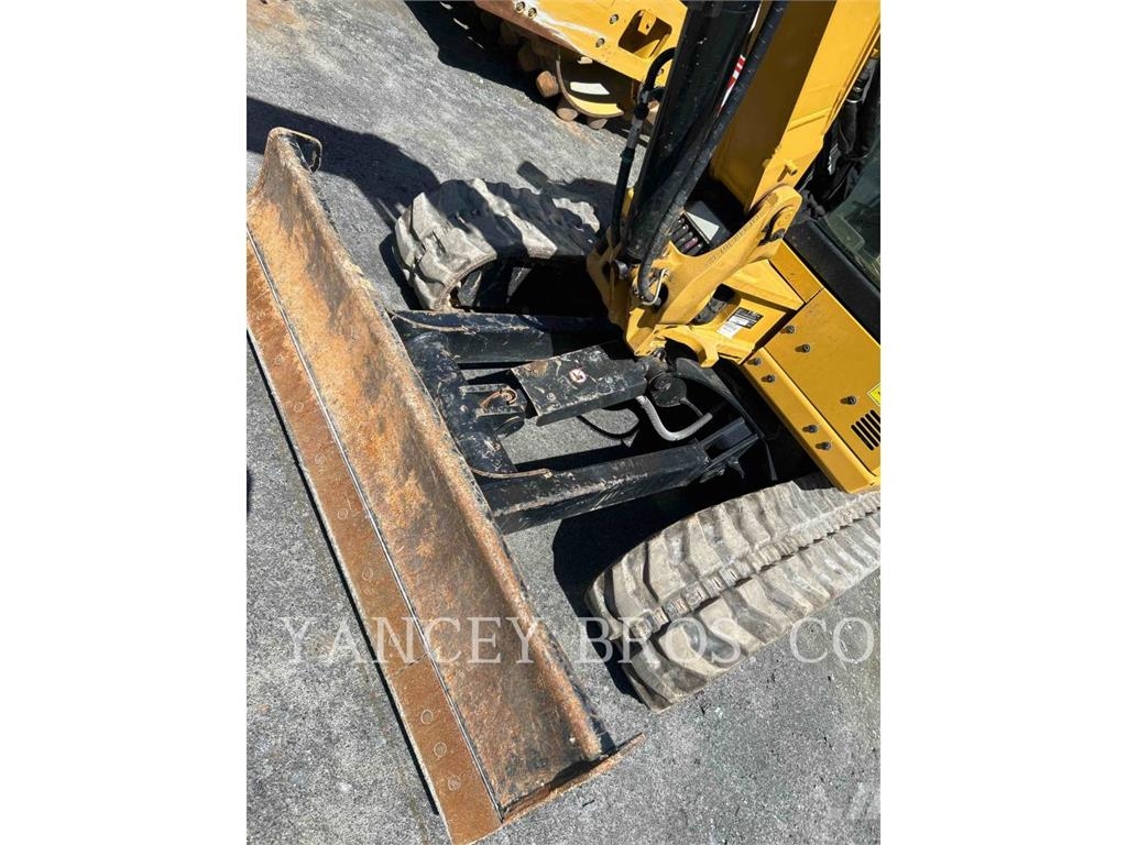 CAT 304 HTH 대형 굴삭기 29톤 이상