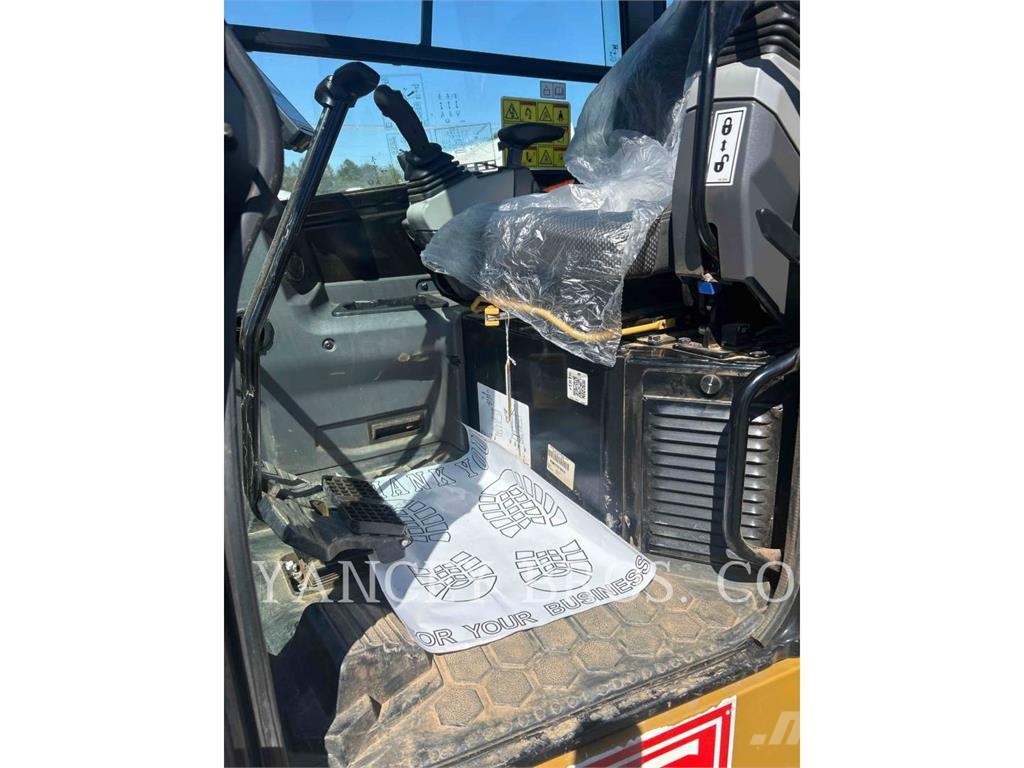 CAT 304 HTH 대형 굴삭기 29톤 이상