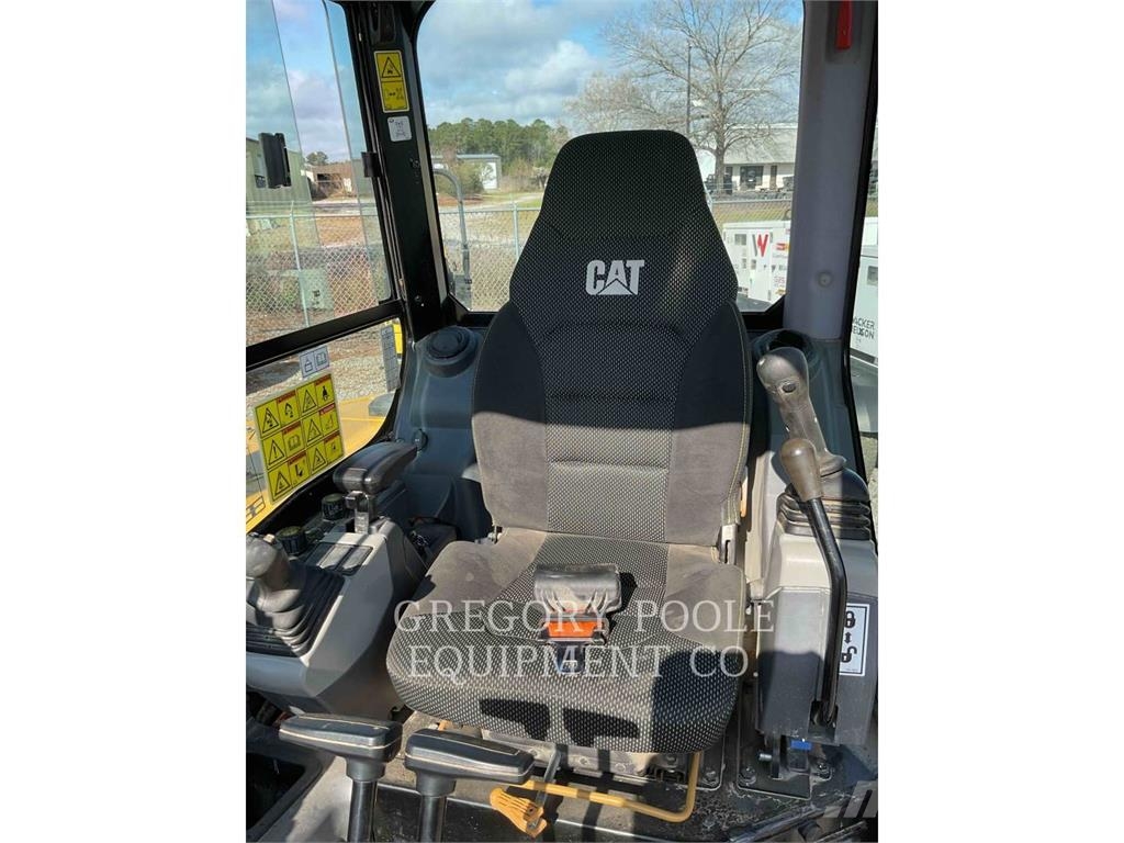 CAT 30407 Εκσκαφείς με ερπύστριες