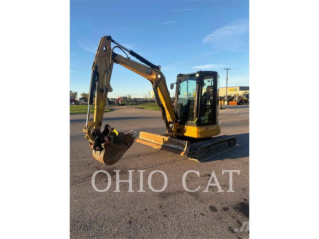 CAT 304E2 Telakaivukoneet