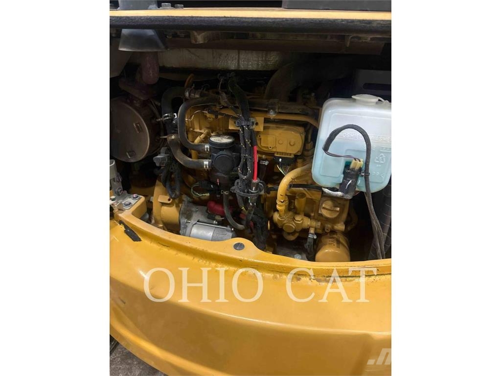 CAT 304E2 Telakaivukoneet