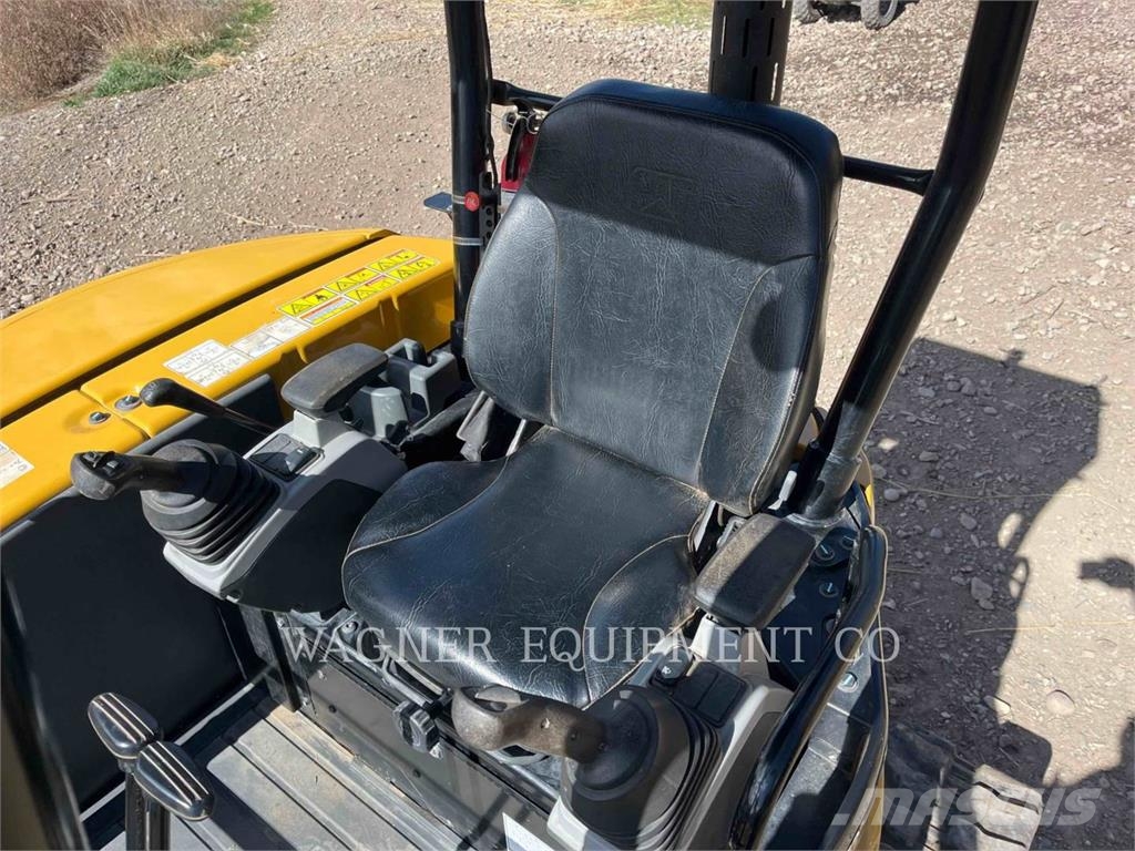 CAT 304E2 Escavatori cingolati