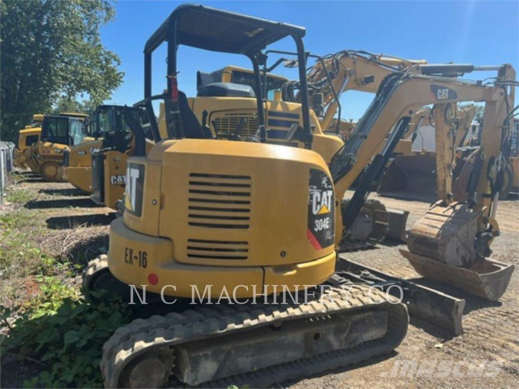 CAT 304E2 CRCN حفارات زحافة