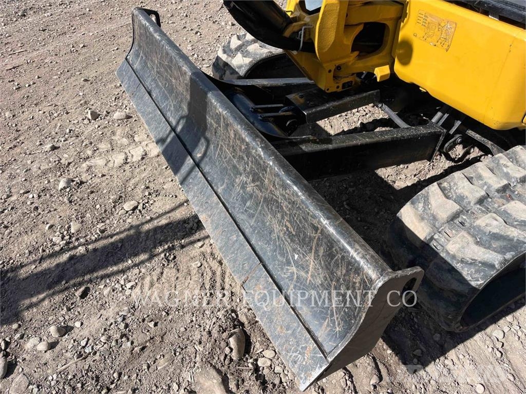 CAT 304E2 THB Гусеничные экскаваторы
