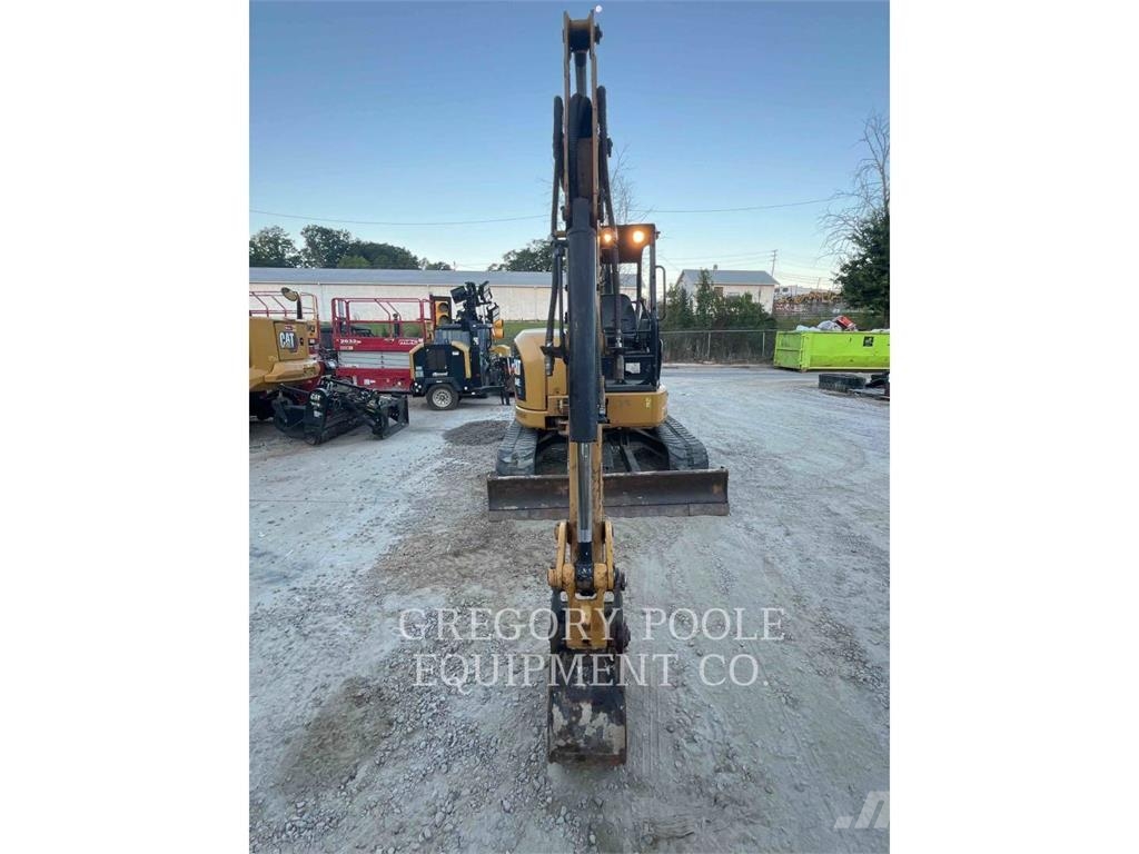 CAT 304E2CR حفارات زحافة