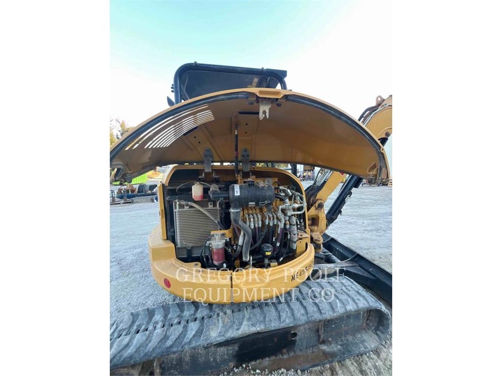 CAT 304E2CR حفارات زحافة