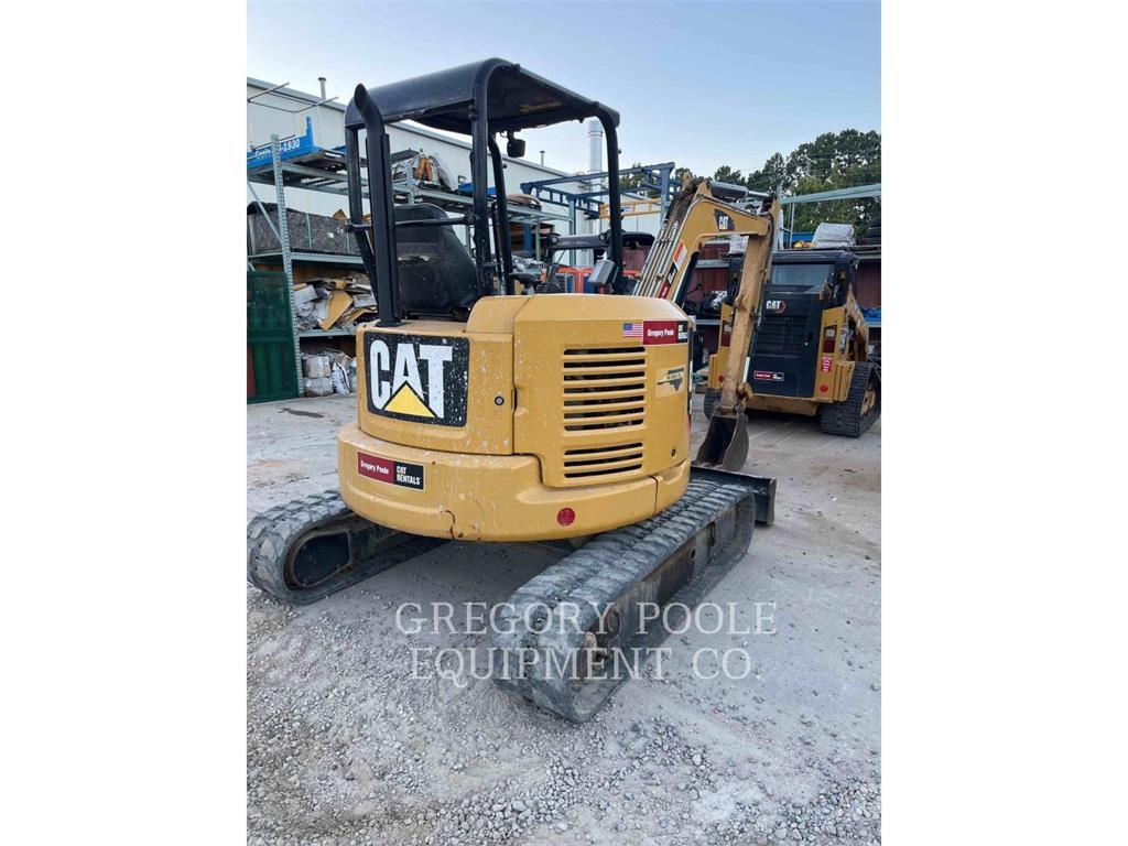 CAT 304E2CR حفارات زحافة