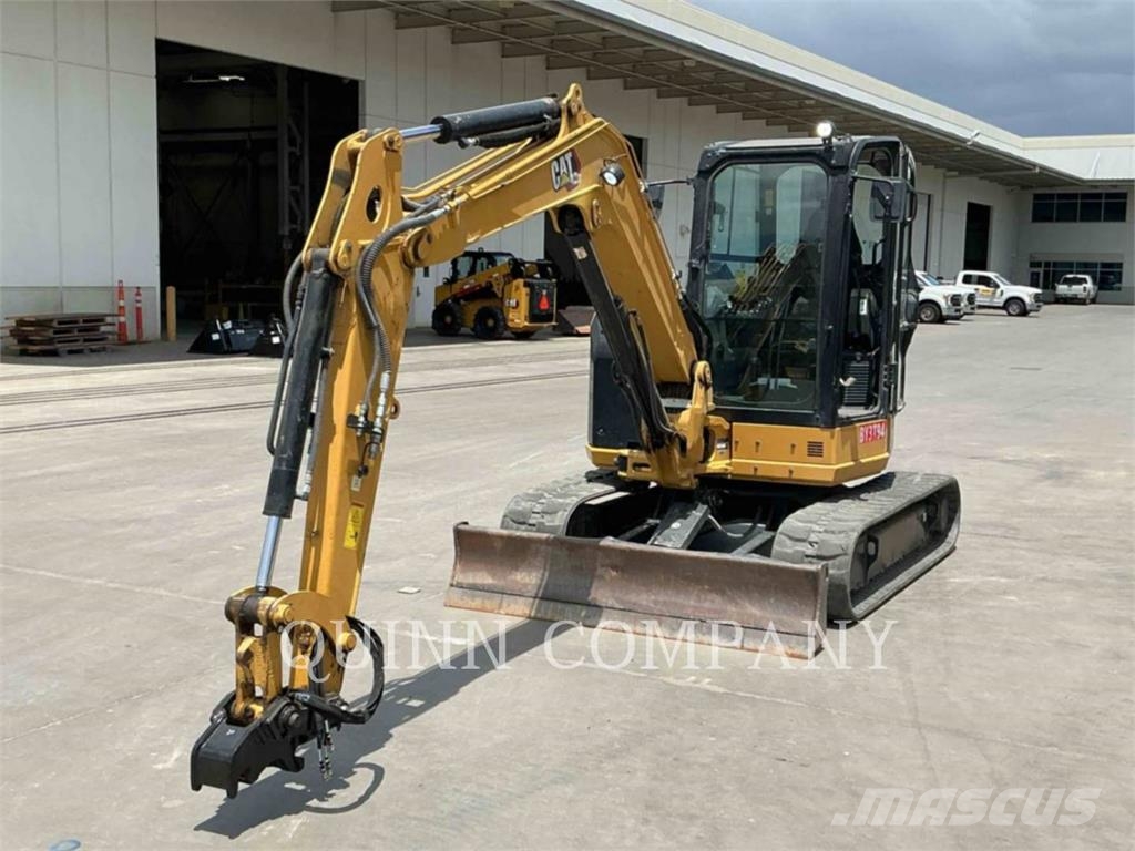 CAT 305 Kāpurķēžu ekskavatori