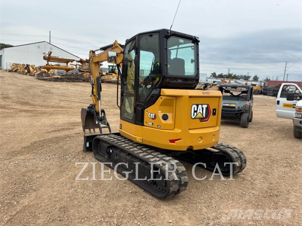 CAT 305 حفارات زحافة