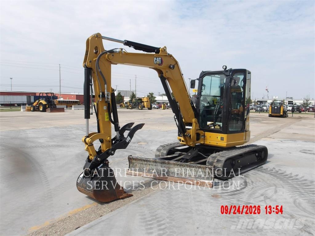 CAT 305-07CR حفارات زحافة