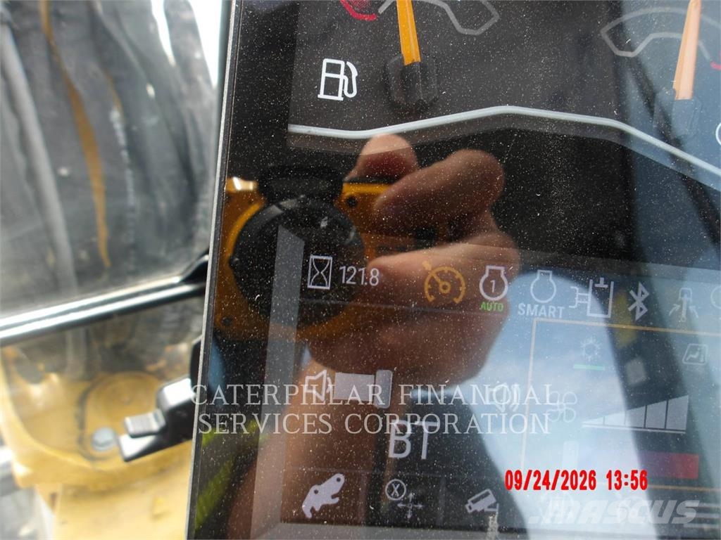 CAT 305-07CR حفارات زحافة