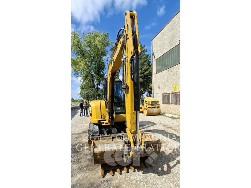 CAT 305.5 E2 Гусеничные экскаваторы