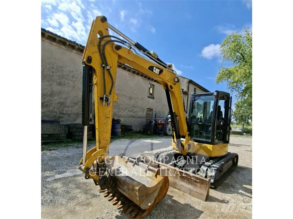 CAT 305.5 E2 Гусеничные экскаваторы