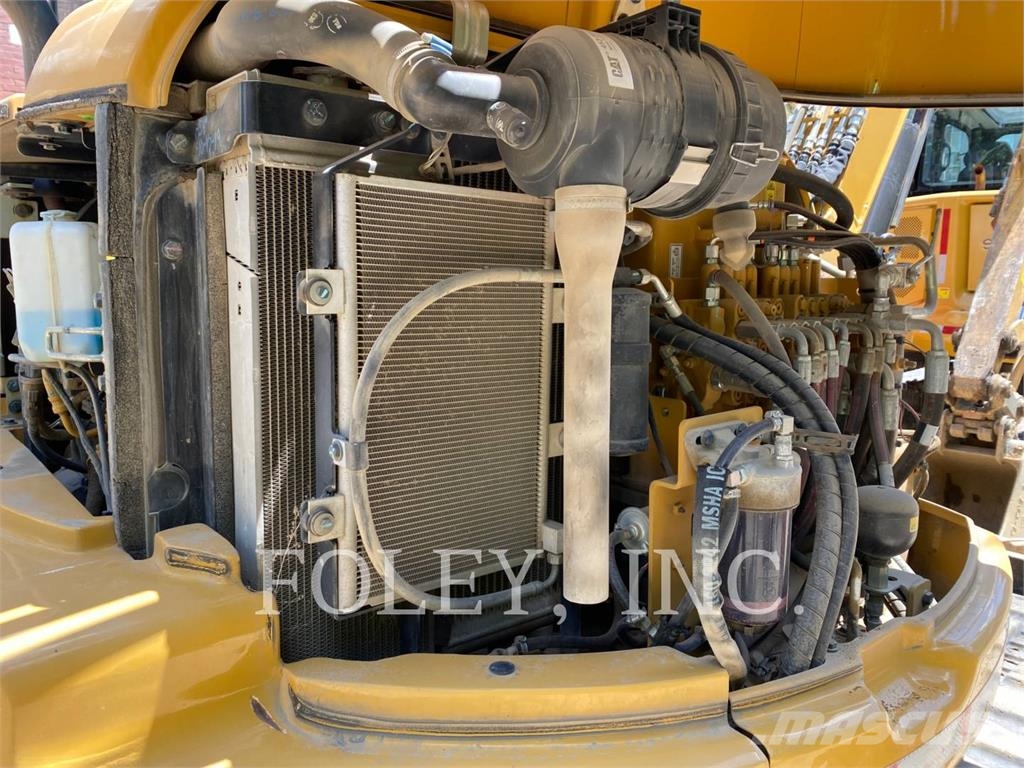 CAT 305.5E2CR Kāpurķēžu ekskavatori