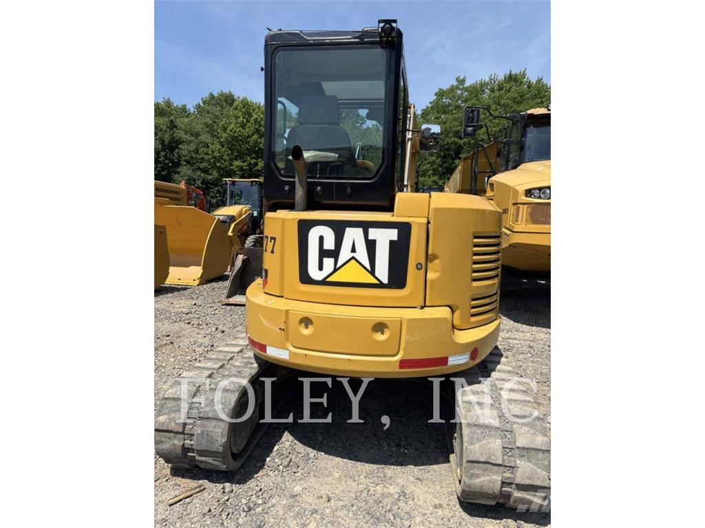 CAT 305.5E2CR Kāpurķēžu ekskavatori