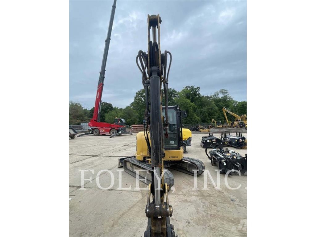 CAT 305.5E2CR Kāpurķēžu ekskavatori